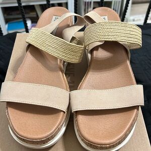 Steve Madden Platform Sandals